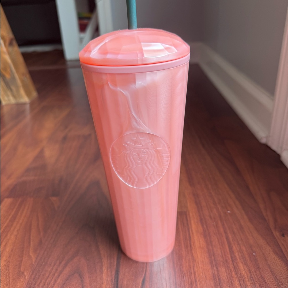 Starbucks Dome Tumbler Pearl Pink Marble Cold 24 oz